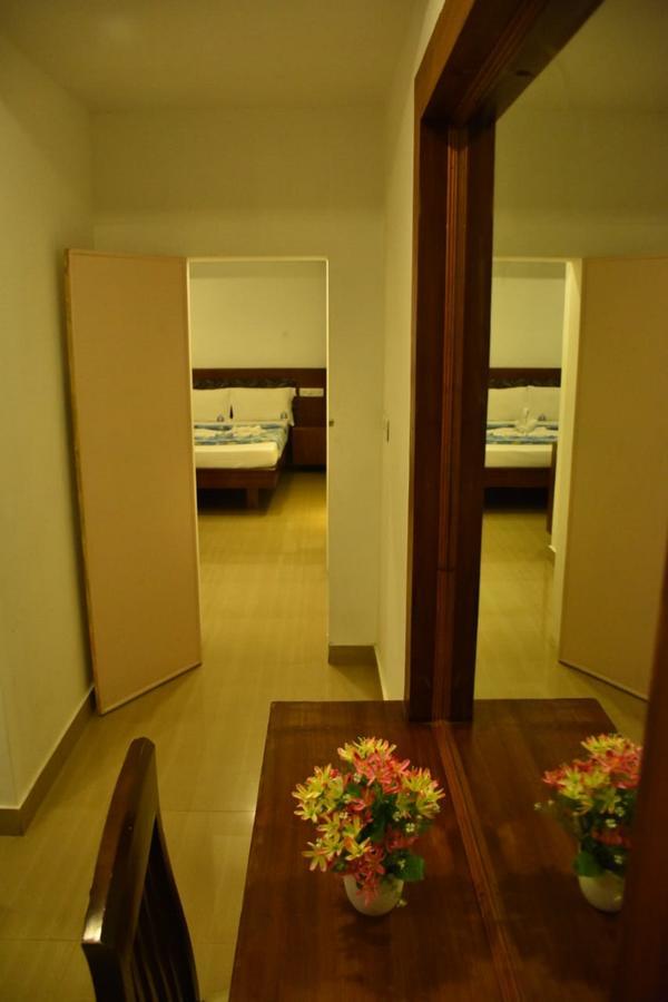 Hotel Palacial Pondi Puduččéri Exteriér fotografie