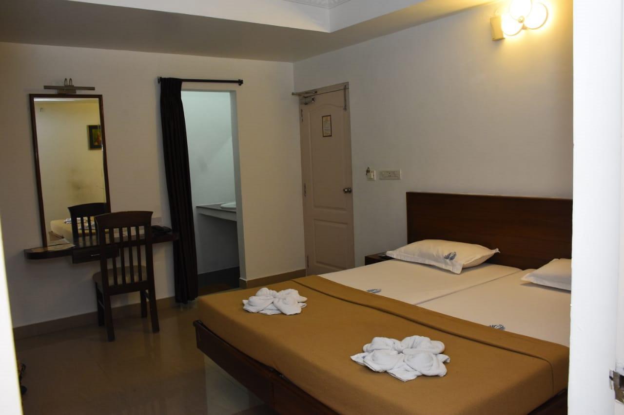 Hotel Palacial Pondi Puduččéri Exteriér fotografie