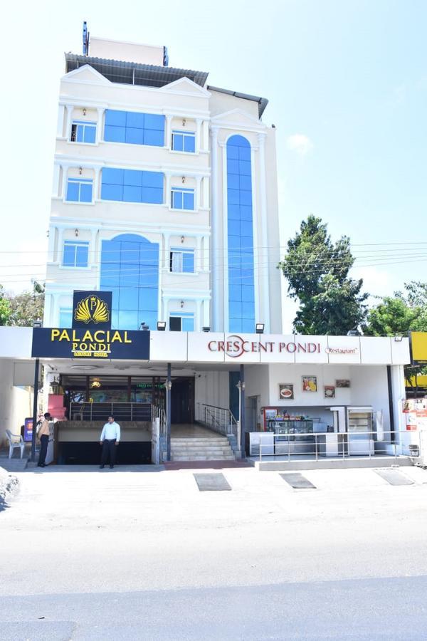 Hotel Palacial Pondi Puduččéri Exteriér fotografie