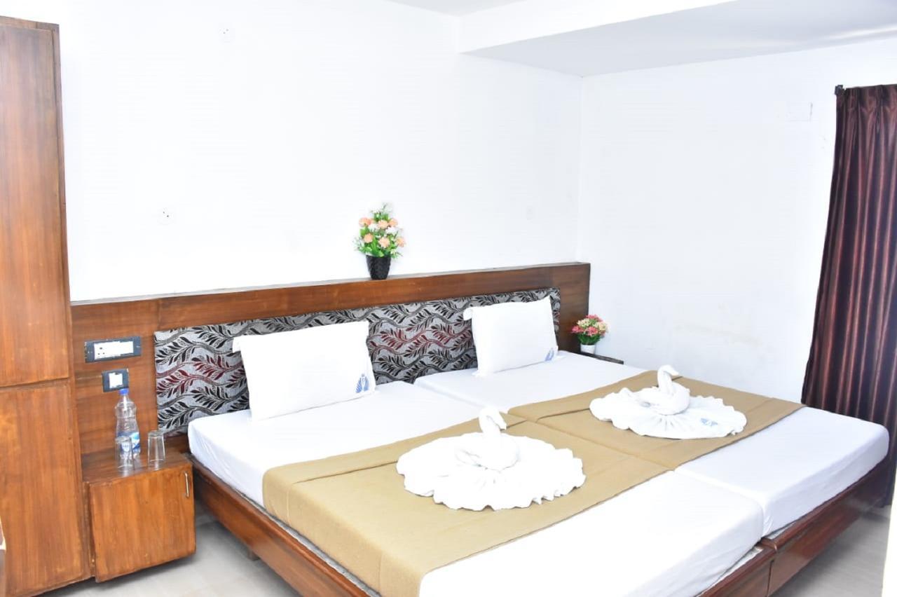 Hotel Palacial Pondi Puduččéri Exteriér fotografie